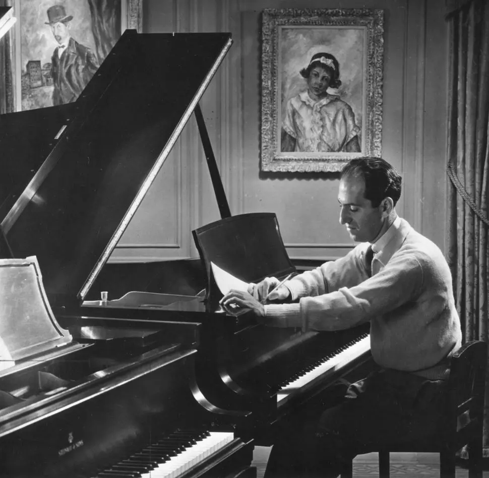 George Gershwin at the piano during his Broadway years